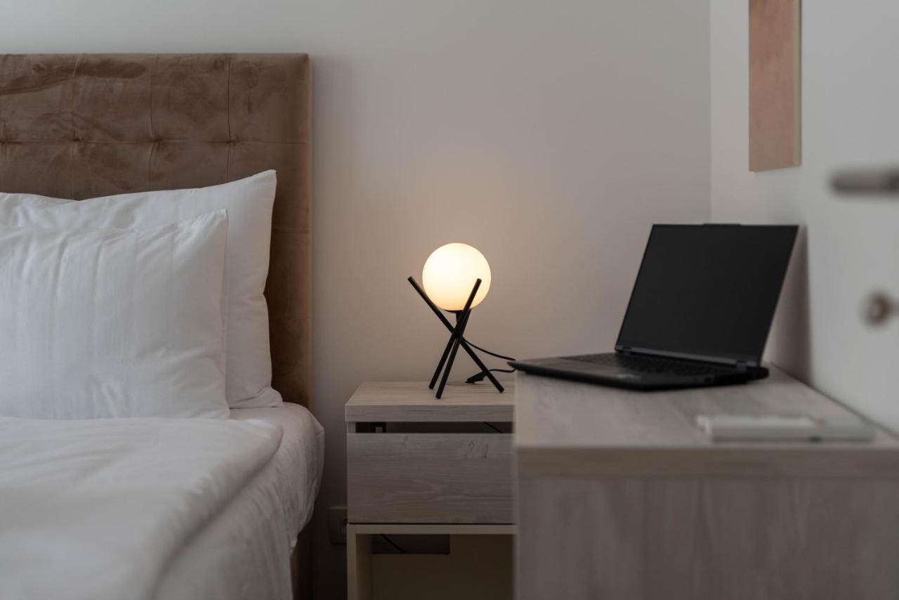 Dalmatia Apartment Znjan Spalato Esterno foto