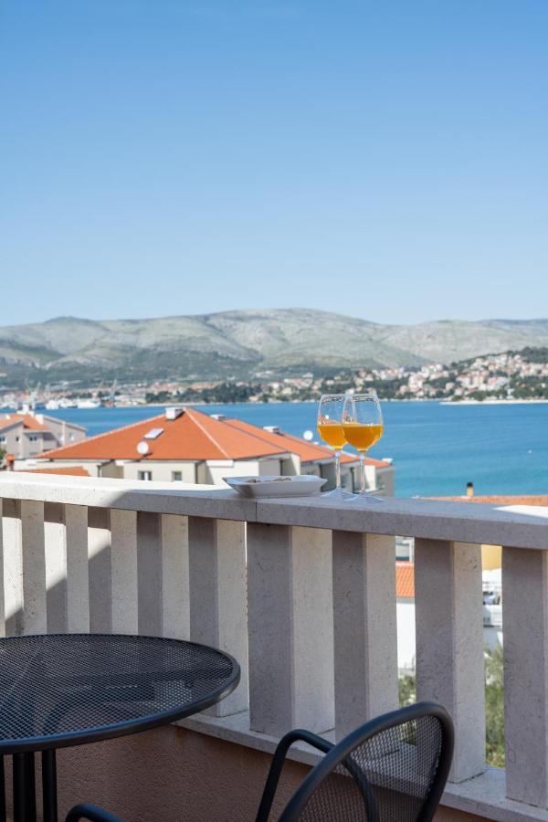 Dalmatia Apartment Znjan Spalato Esterno foto